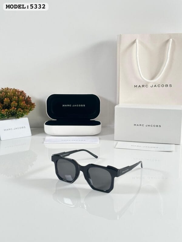 Marc Jacobs- Premium All Black Sunglasses