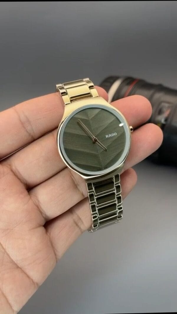 RADO- Model- Great Garden of World R271131552 - Image 3