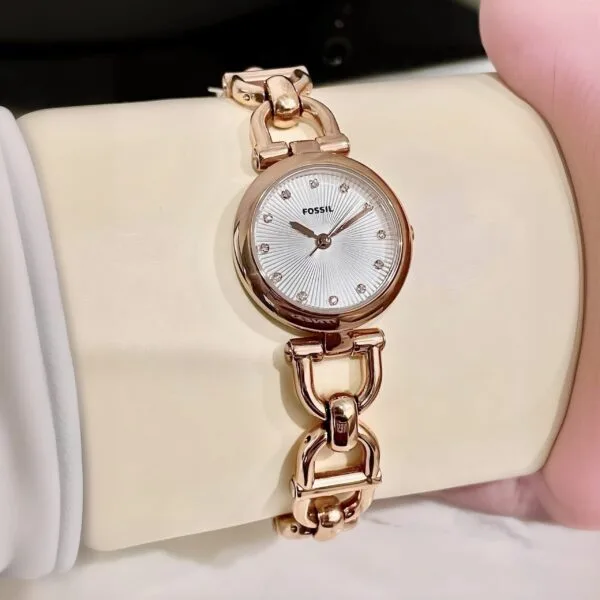 Fossil- Women's Golden Chain with White Dial Wristwatch - Image 4