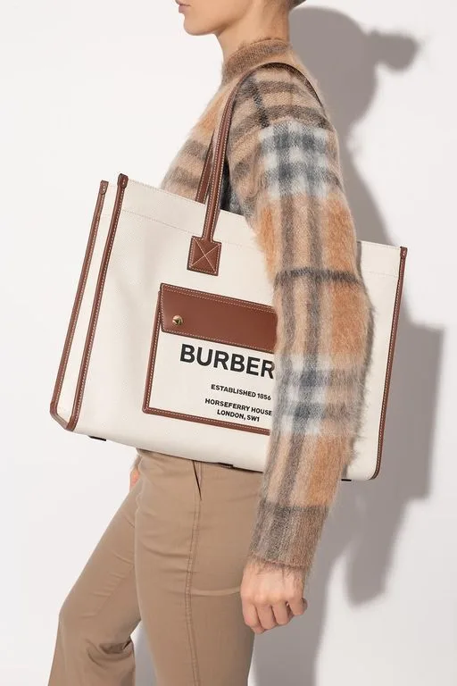 BURBERRY HAND BAGS TOTE