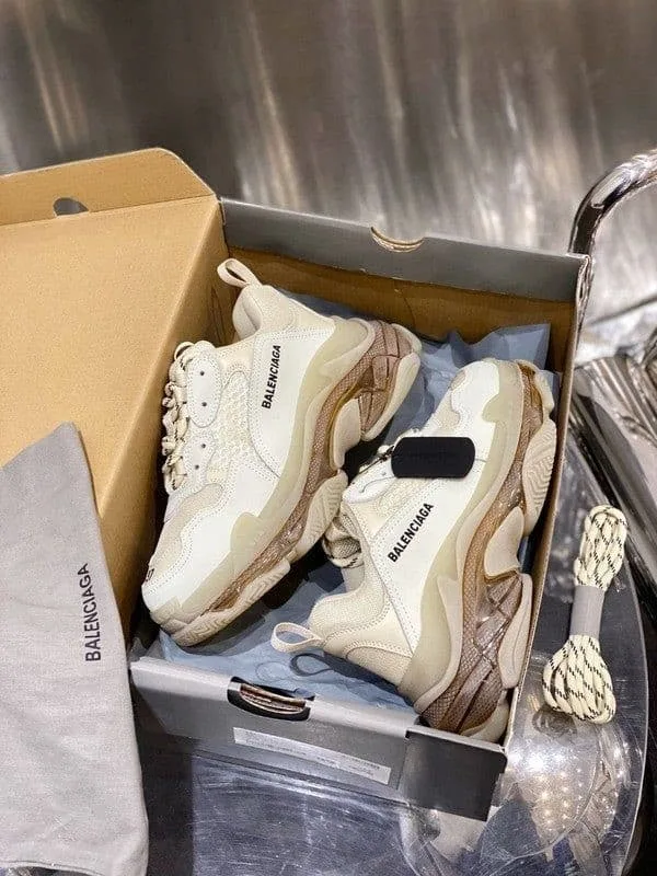 Balenciaga Triple S Clear Sole Beige - Image 3