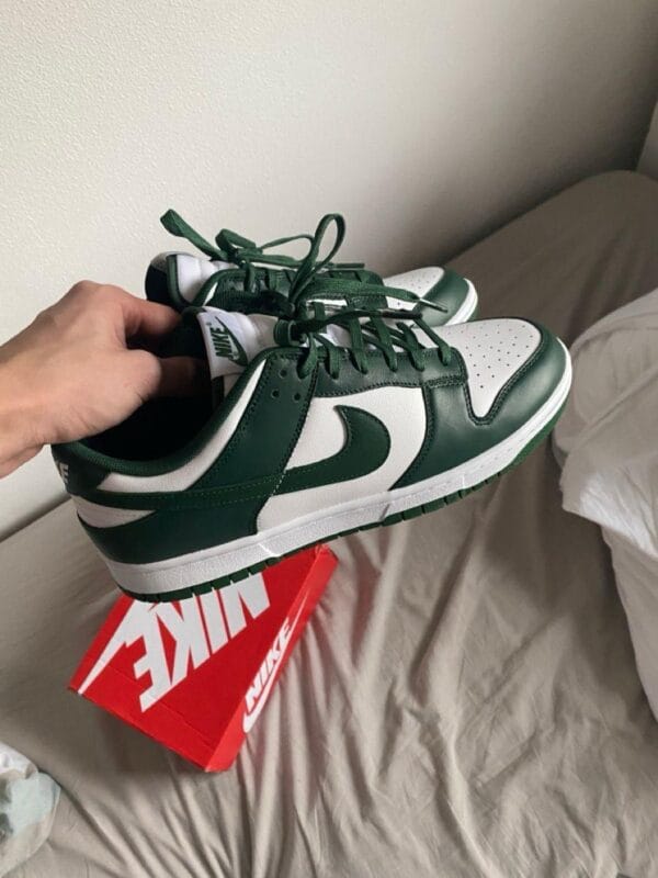Nike Sb Dunk Low Varsity Green Imported Shoes For Men - Image 2