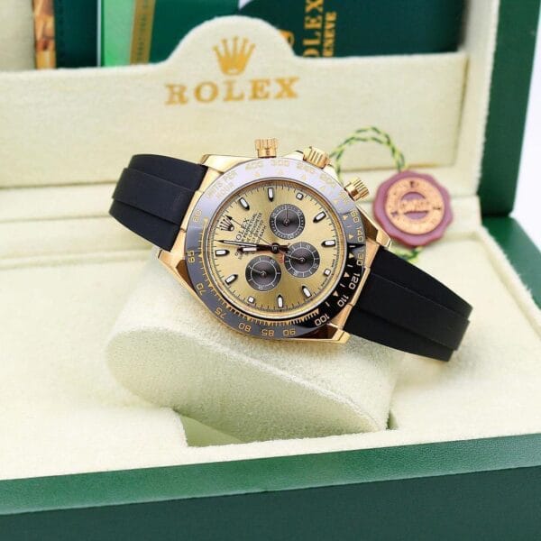 Rolex Oyster Perpetual Daytona Premium Automatic - Image 5