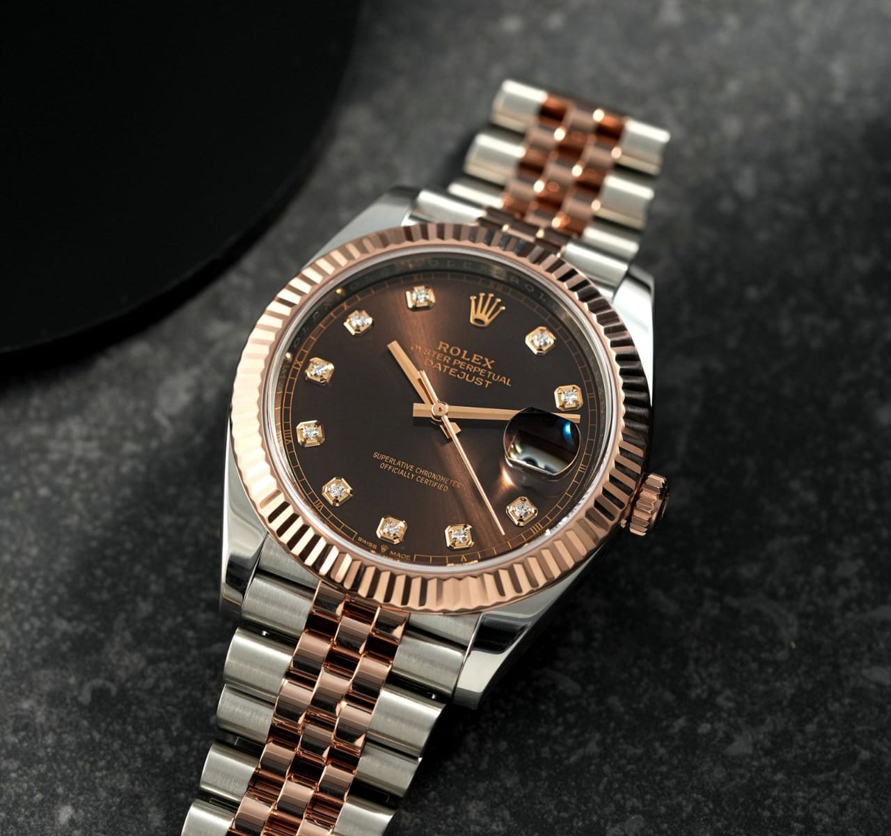 Role_x Oyster Perpetual Date Just Automatic Copper