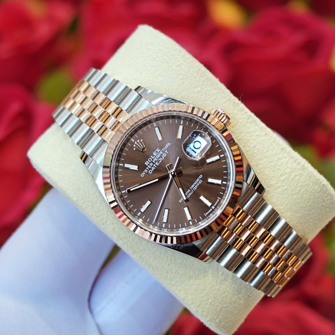 Role_x Oyster perpetual Date Just Automatic