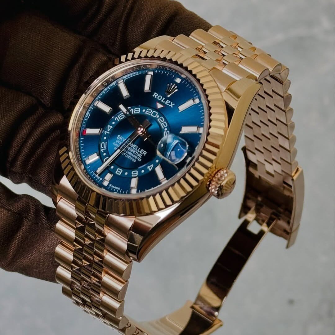 Role_x Oyster perpetual Sky Dweller