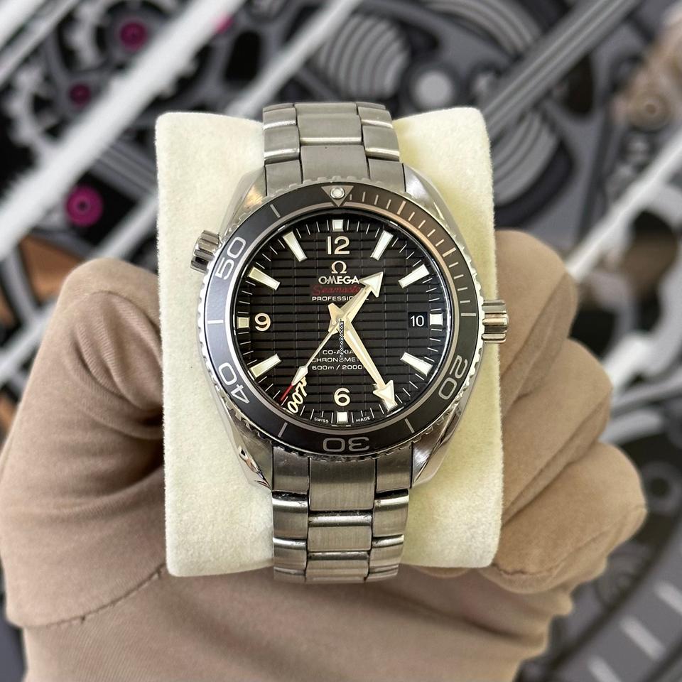 Omeg_a Seamaster Planet Ocean 600M James Bond Edition Skyfall Automatic