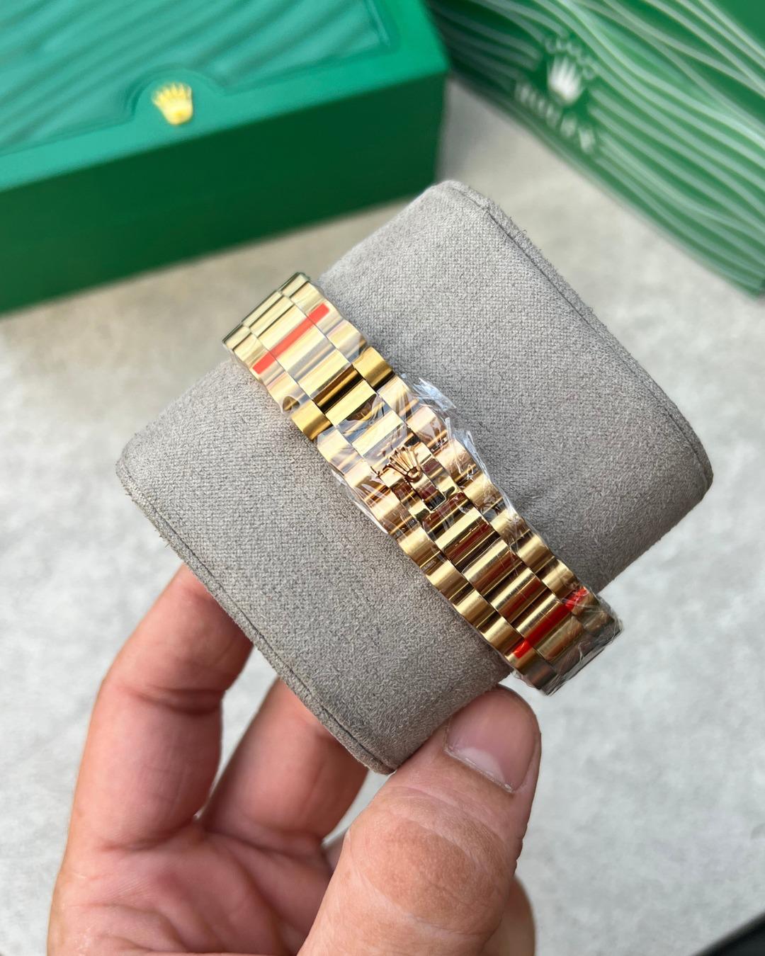 Role_x Oyster perpetual Day Date Automatic