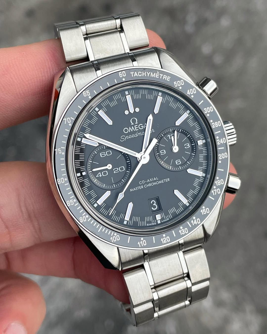 Omeg_a Speedmaster Racing Co-Axial Master Chronometer chronograph