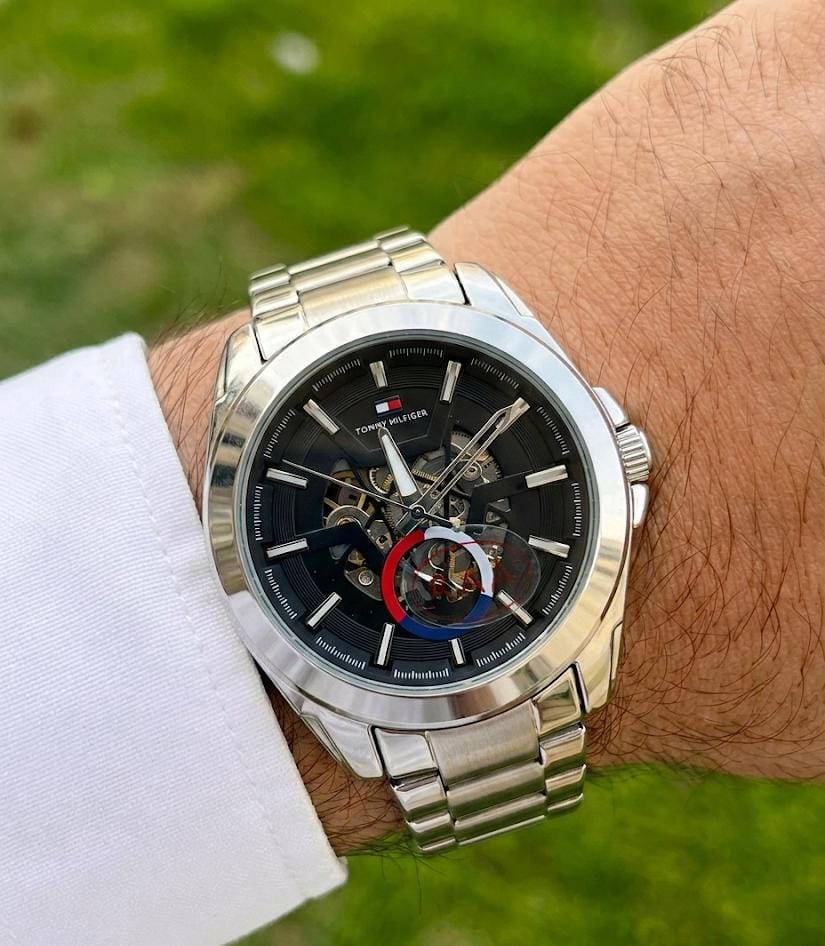 Tomm_y Hilfiger automatic skeleton Black