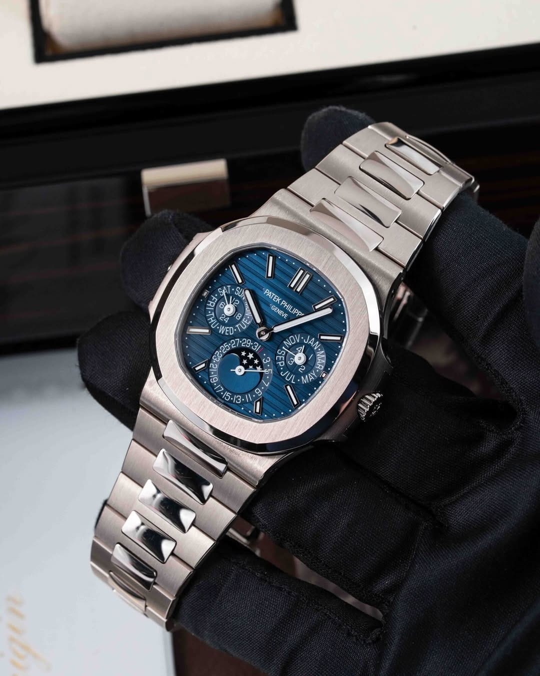 Patek_philippe Nautilus Chronograph