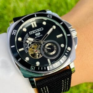 Seiko 5 Sprots Automatic
