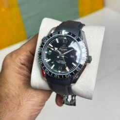 Omegaa planet ocean 600m gmt