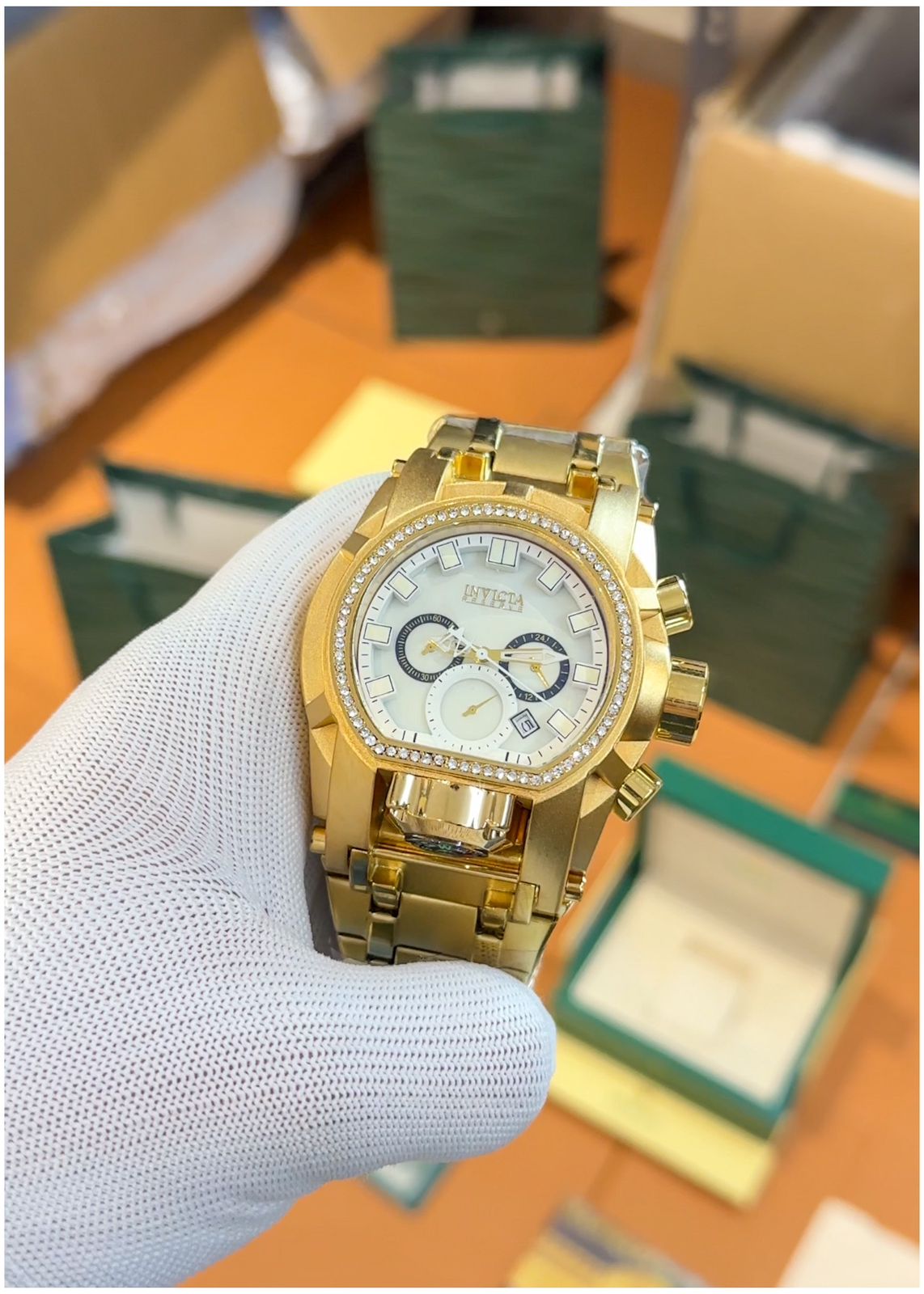 Invicta Bolt Zeus
