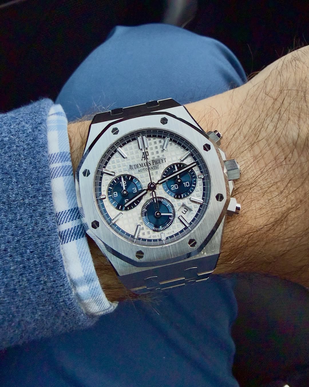 Audemars_piguet Royal Oak blue Chronograph