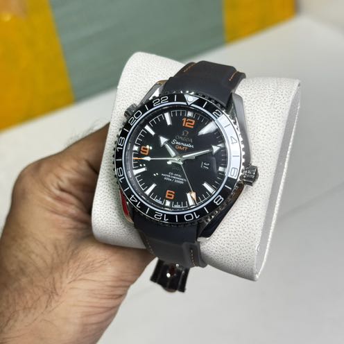 Omegaa planet ocean 600m gmt