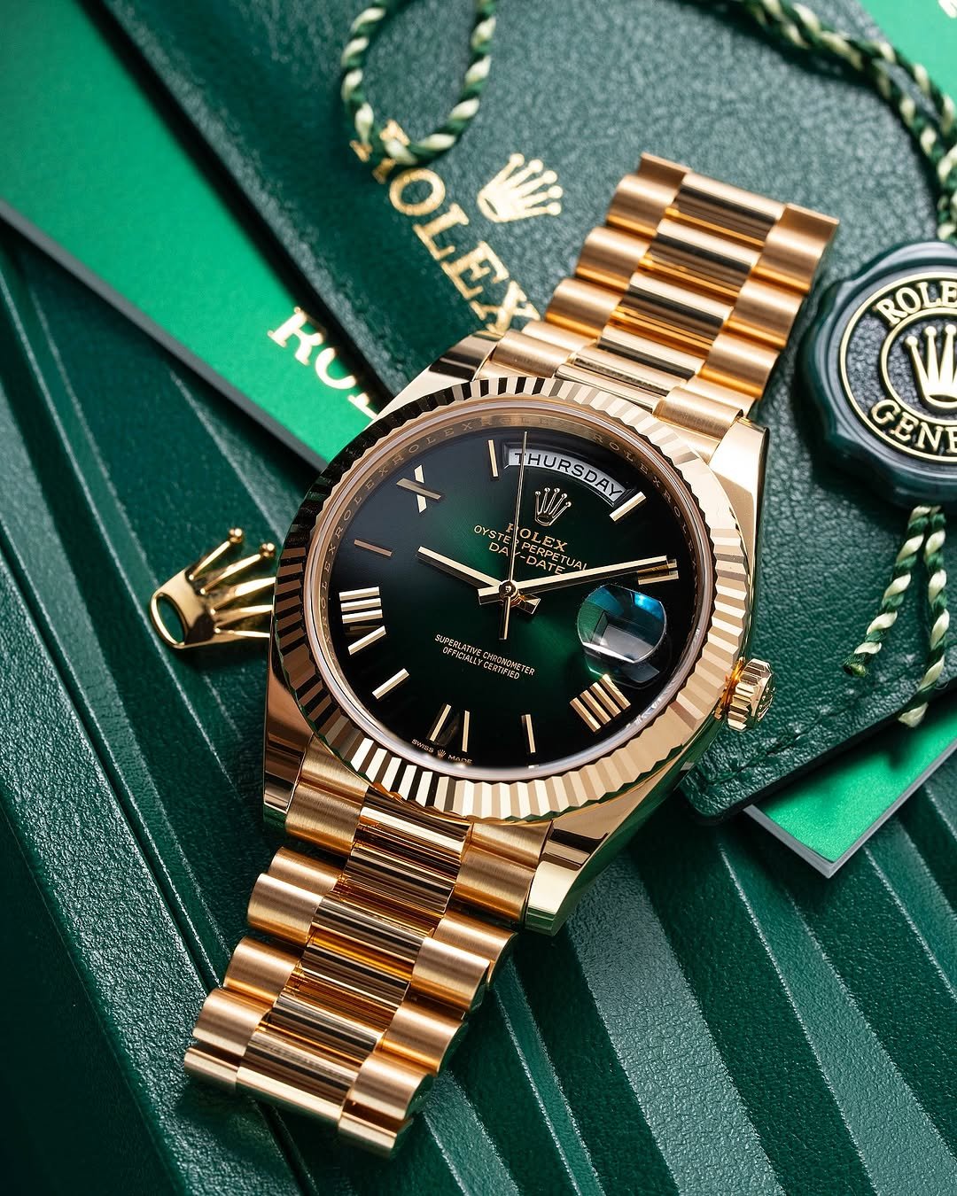 Rolee_x Oyster Perpetual Day Date Automatic Gold Green