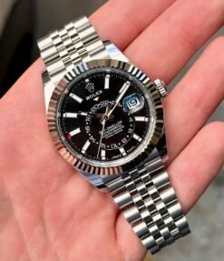 Rolee_x Oyster perpetual Sky Dweller